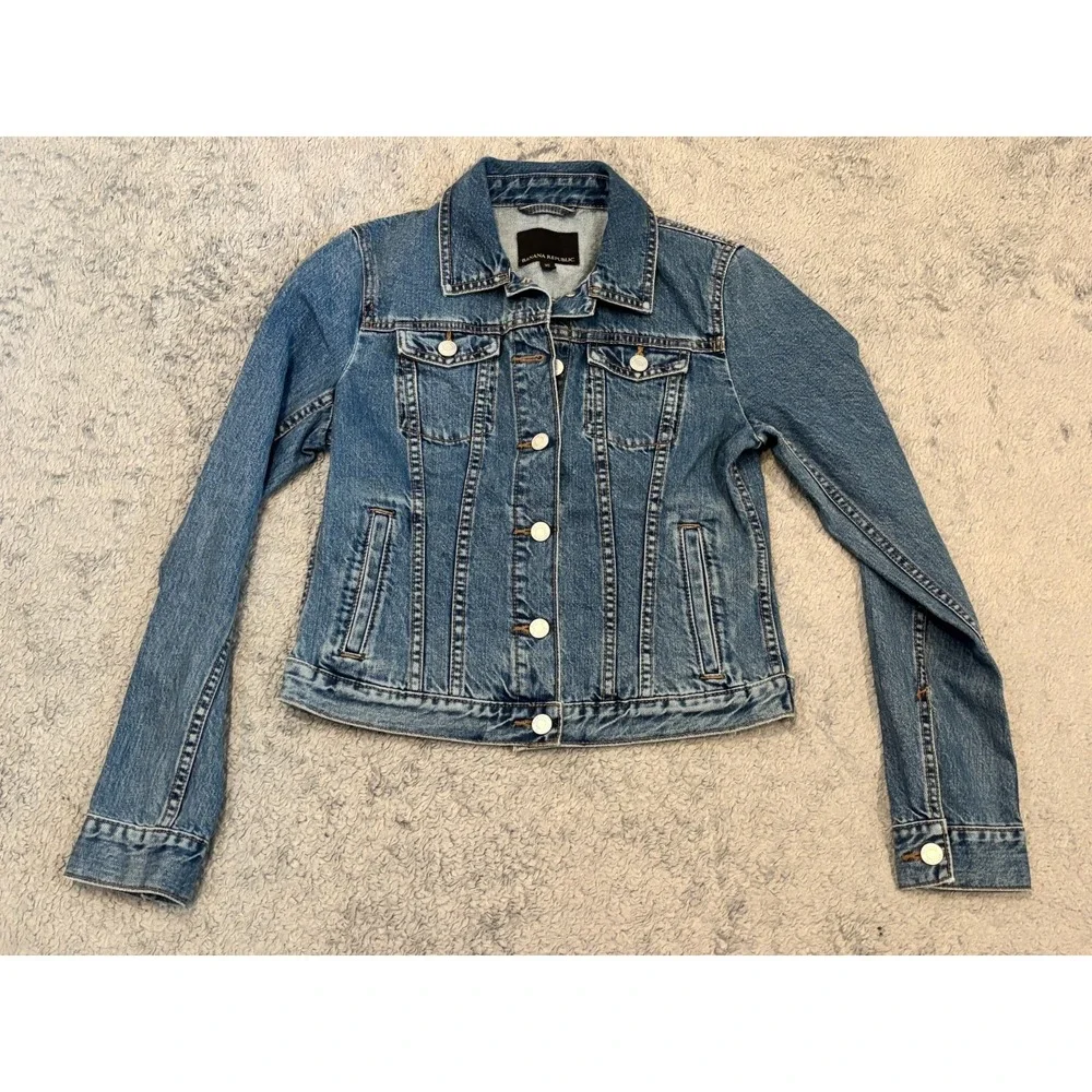 Banana Republic Denim Jean Jacket Womens XS Blue Button Front Long Sleeve